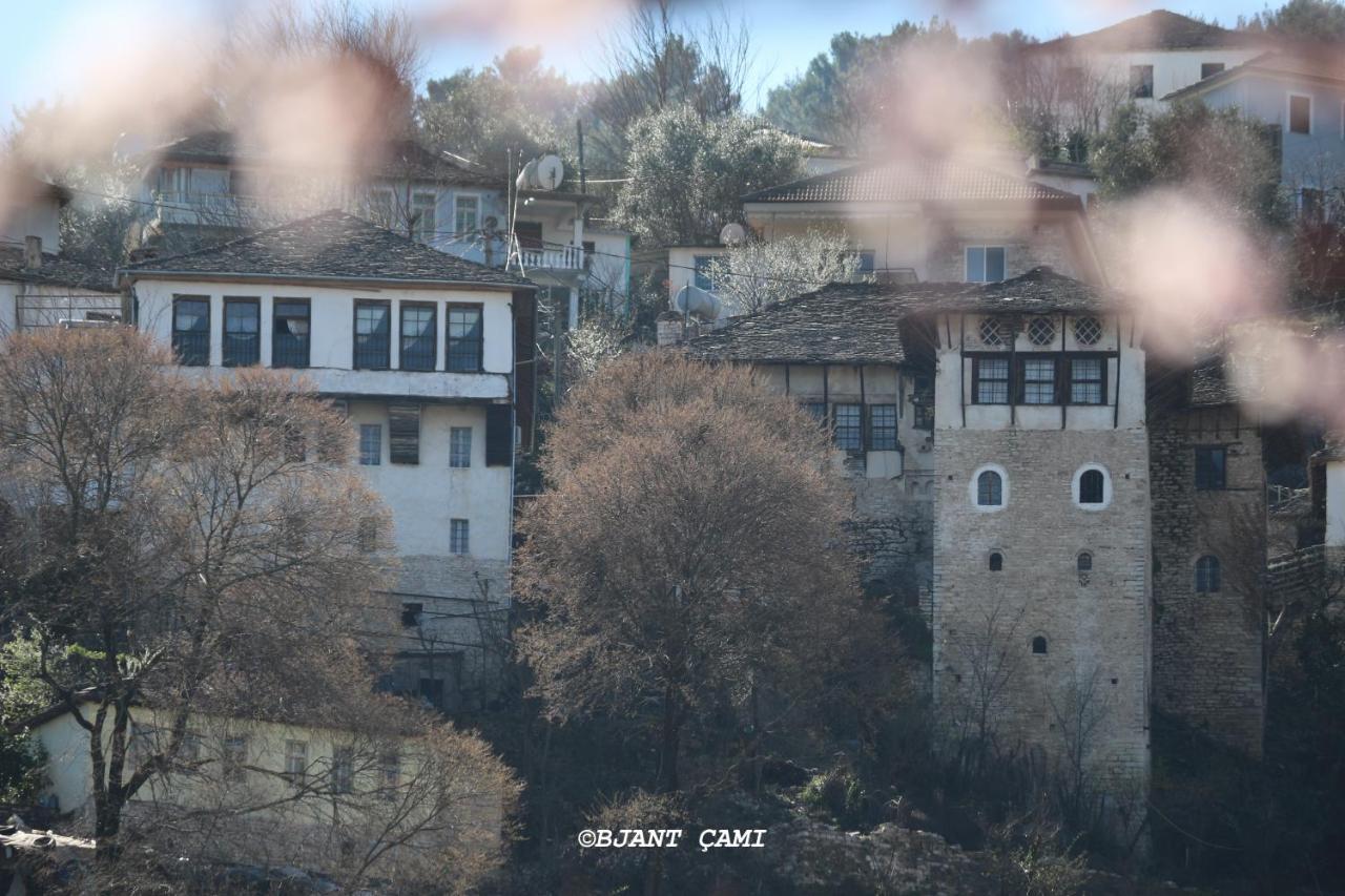 Отель Braja House Гирокастра Экстерьер фото