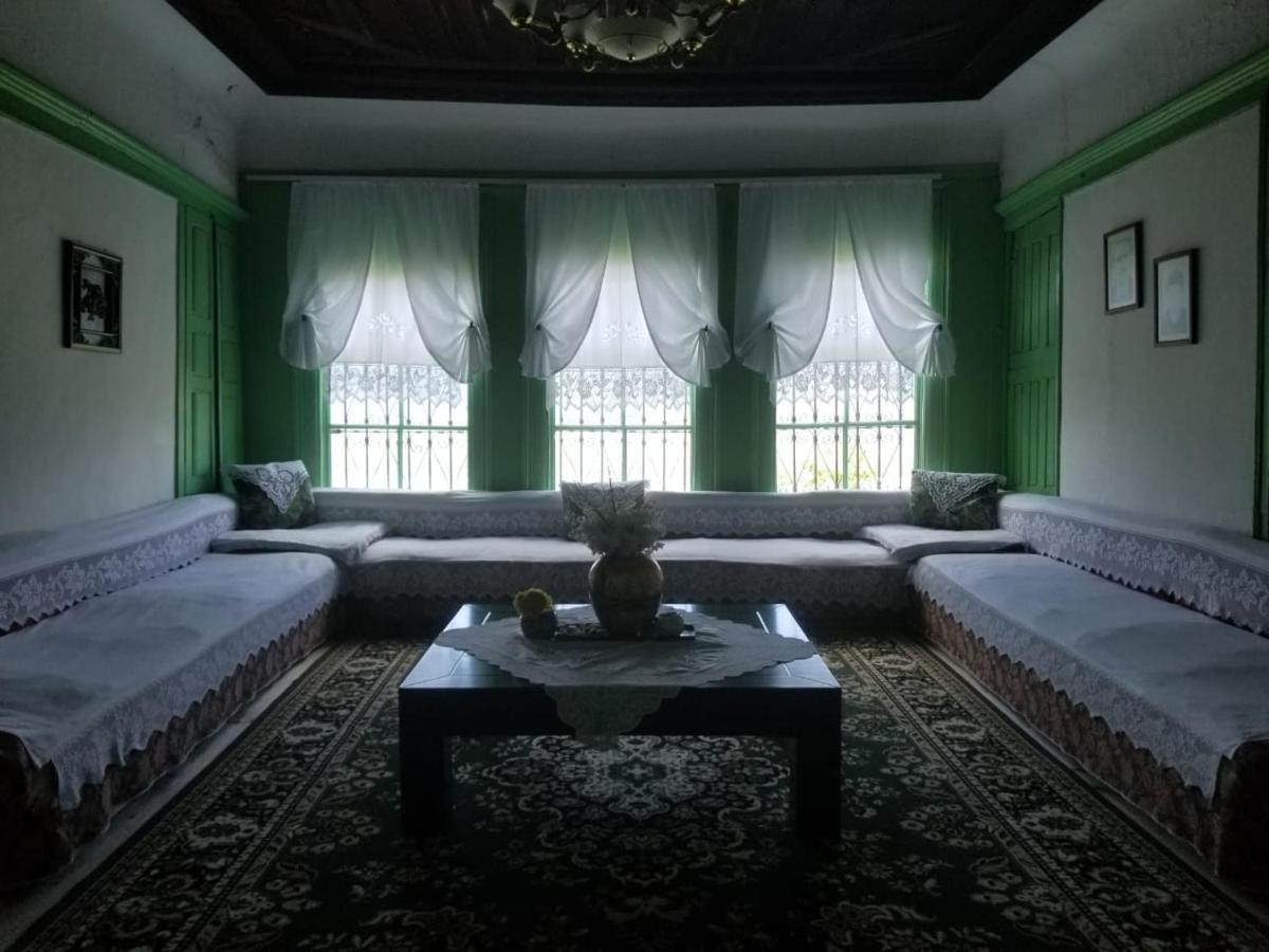 Отель Braja House Гирокастра Экстерьер фото